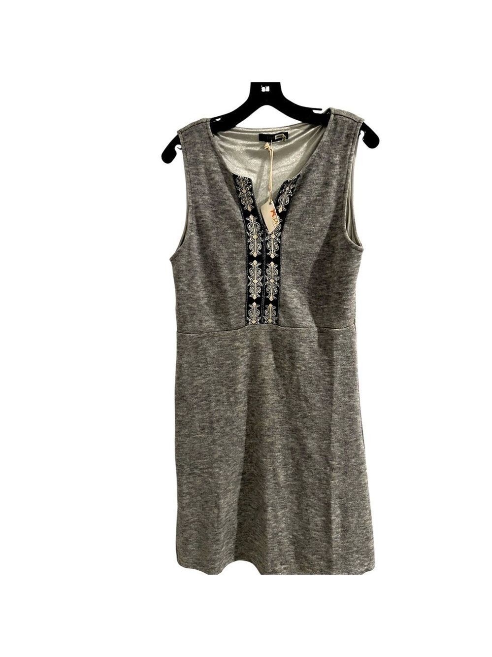THML NWT Gray Sleeveless Knit V-Neck Sweater Dress Size Medium